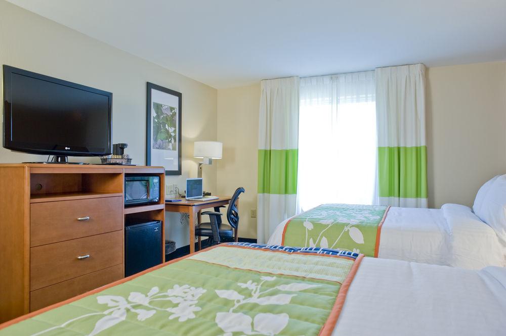 Fairfield Inn & Suites Columbus Exteriör bild