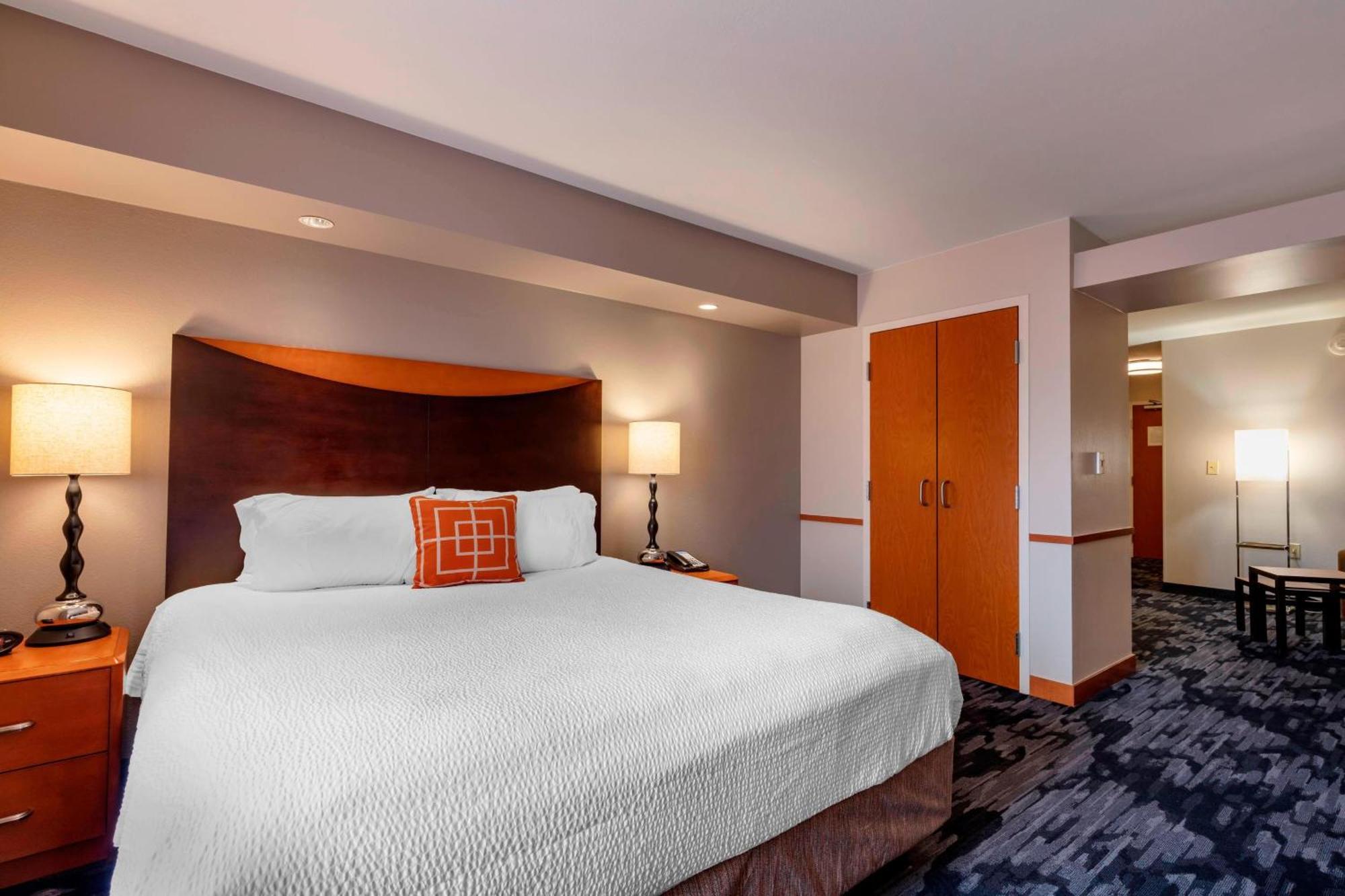 Fairfield Inn & Suites Columbus Exteriör bild