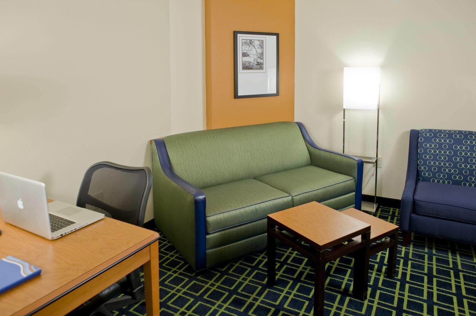 Fairfield Inn & Suites Columbus Exteriör bild