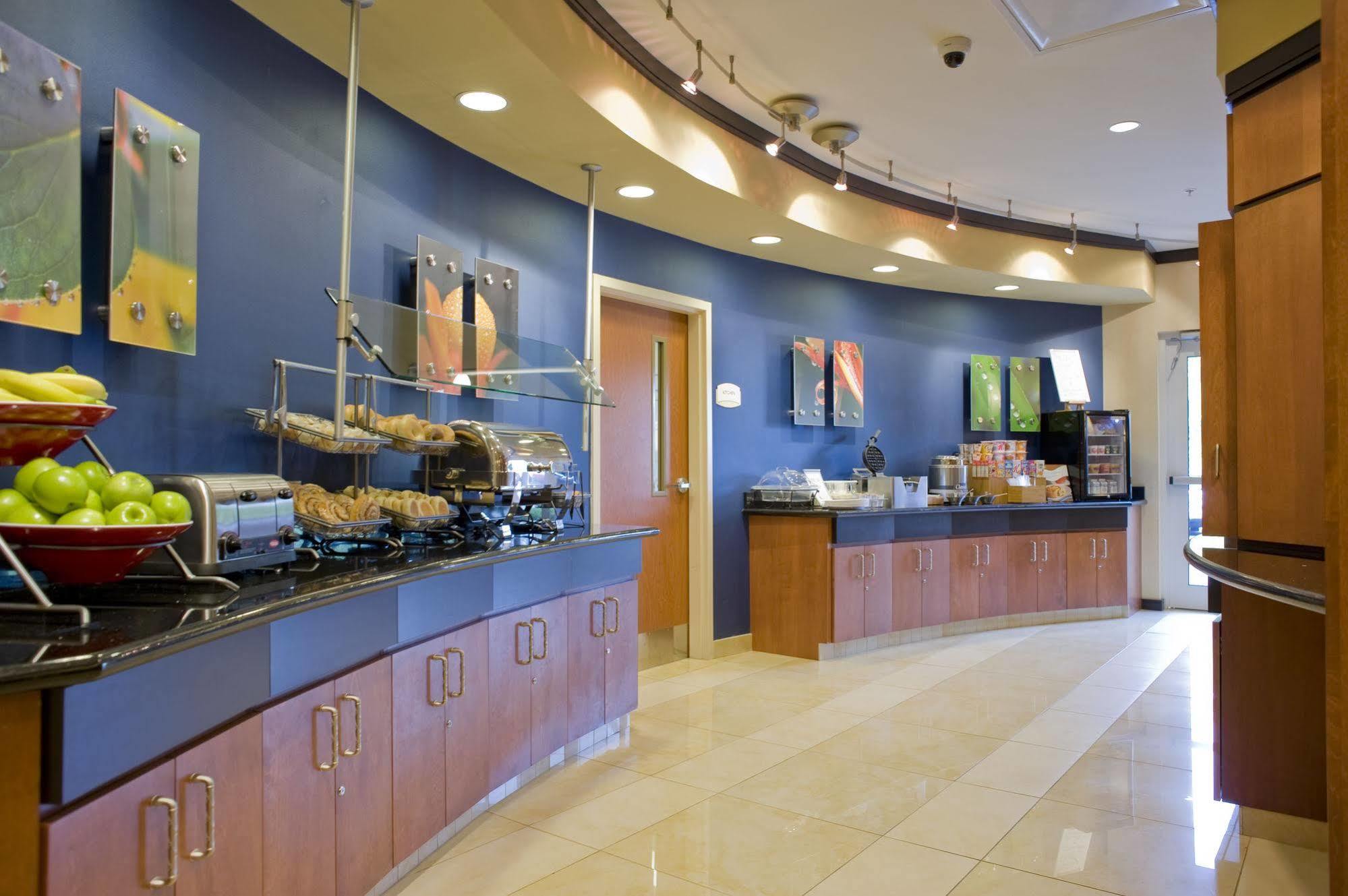 Fairfield Inn & Suites Columbus Exteriör bild